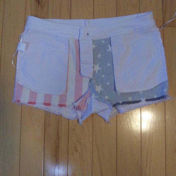 Fourth of July , Patriotic, Flag cut off shorts large - Picture 8 of 13
